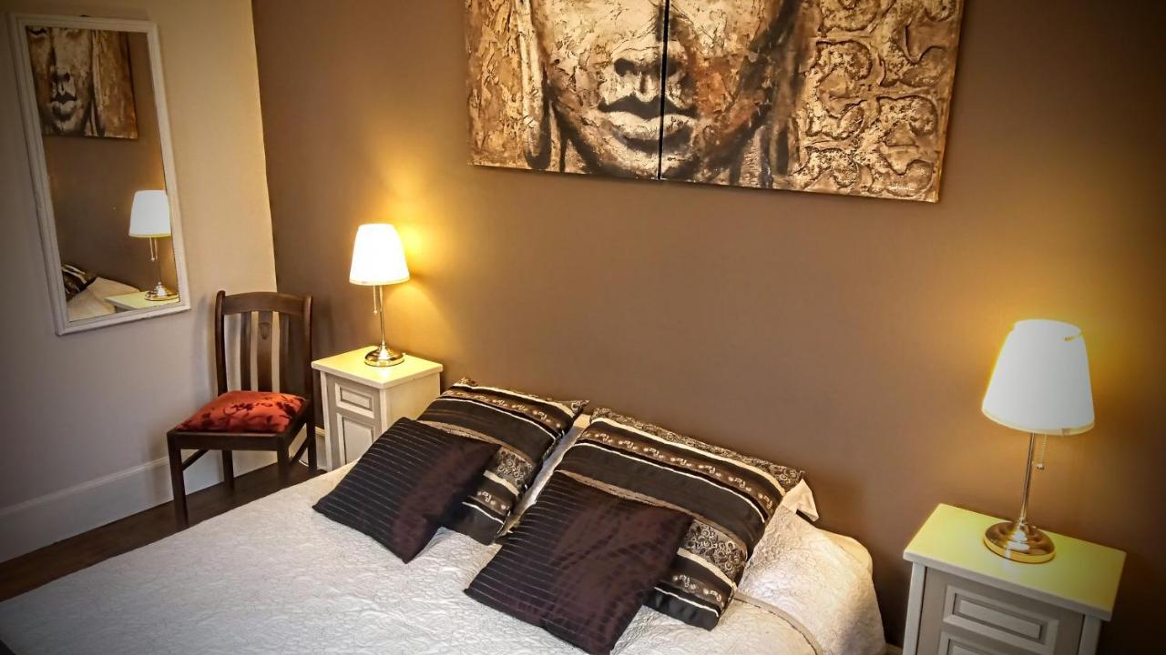 Bed and Breakfast Le Bonnet De Nuit Chalmoux Экстерьер фото
