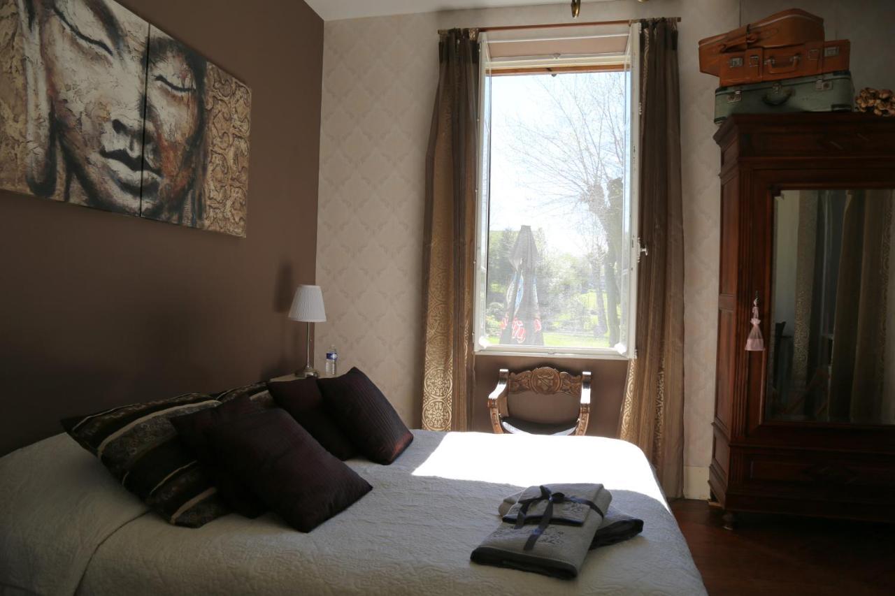 Bed and Breakfast Le Bonnet De Nuit Chalmoux Экстерьер фото