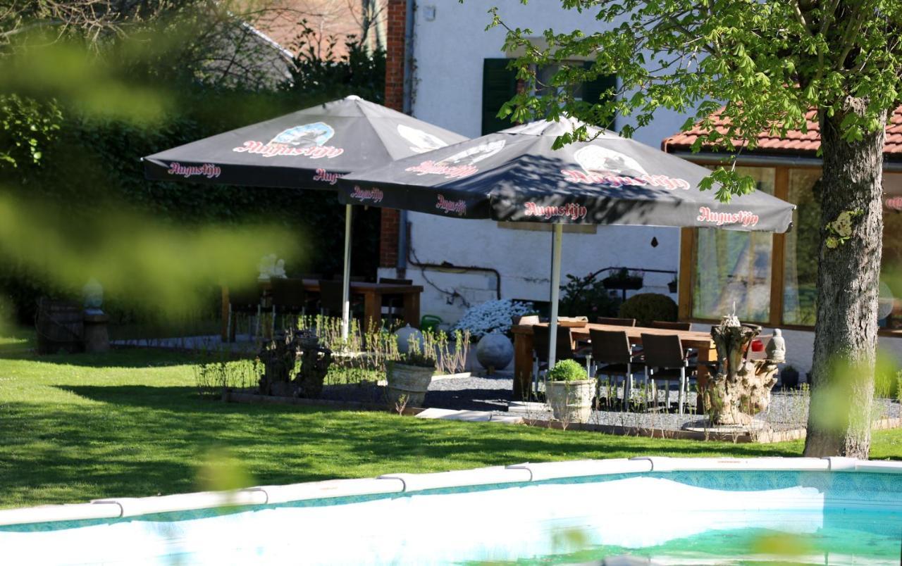 Bed and Breakfast Le Bonnet De Nuit Chalmoux Экстерьер фото
