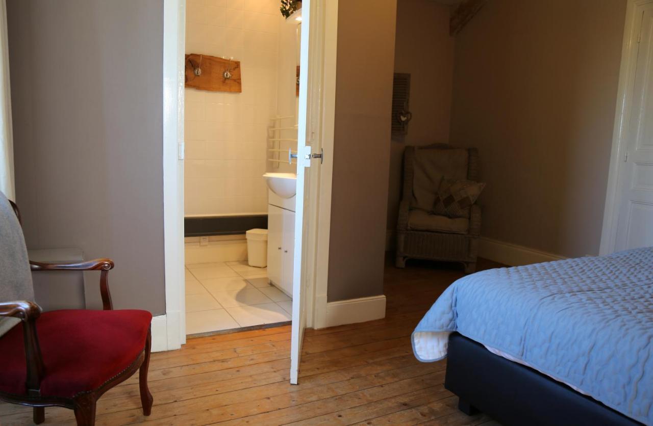 Bed and Breakfast Le Bonnet De Nuit Chalmoux Экстерьер фото